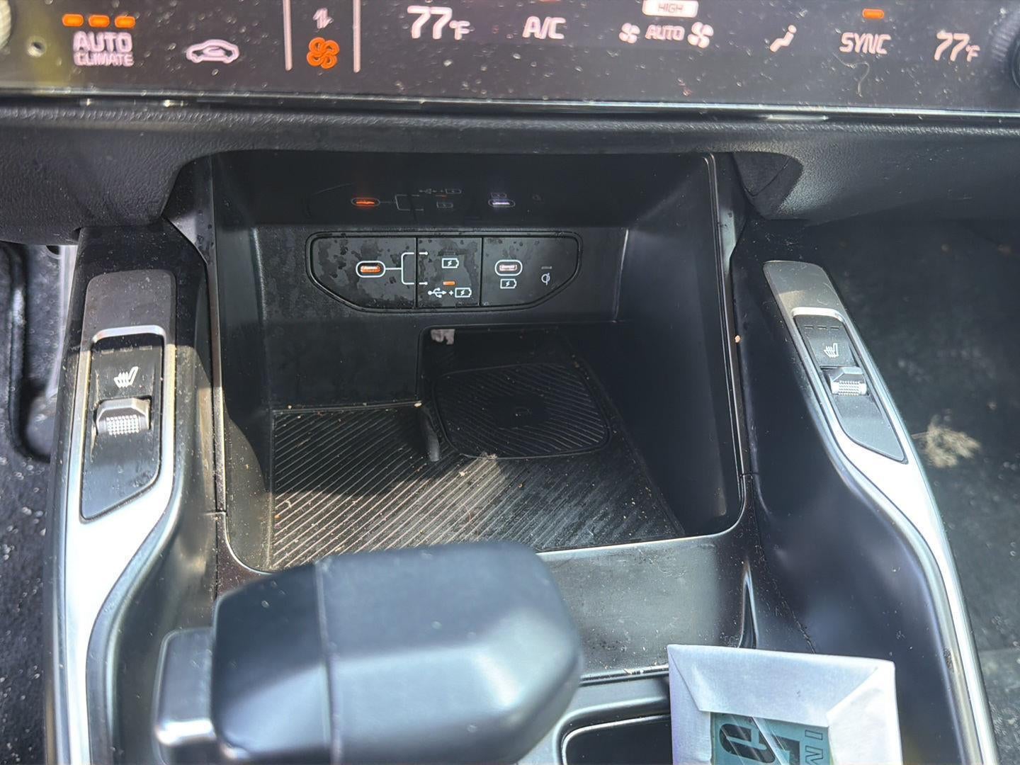 2024 Kia Sorento S