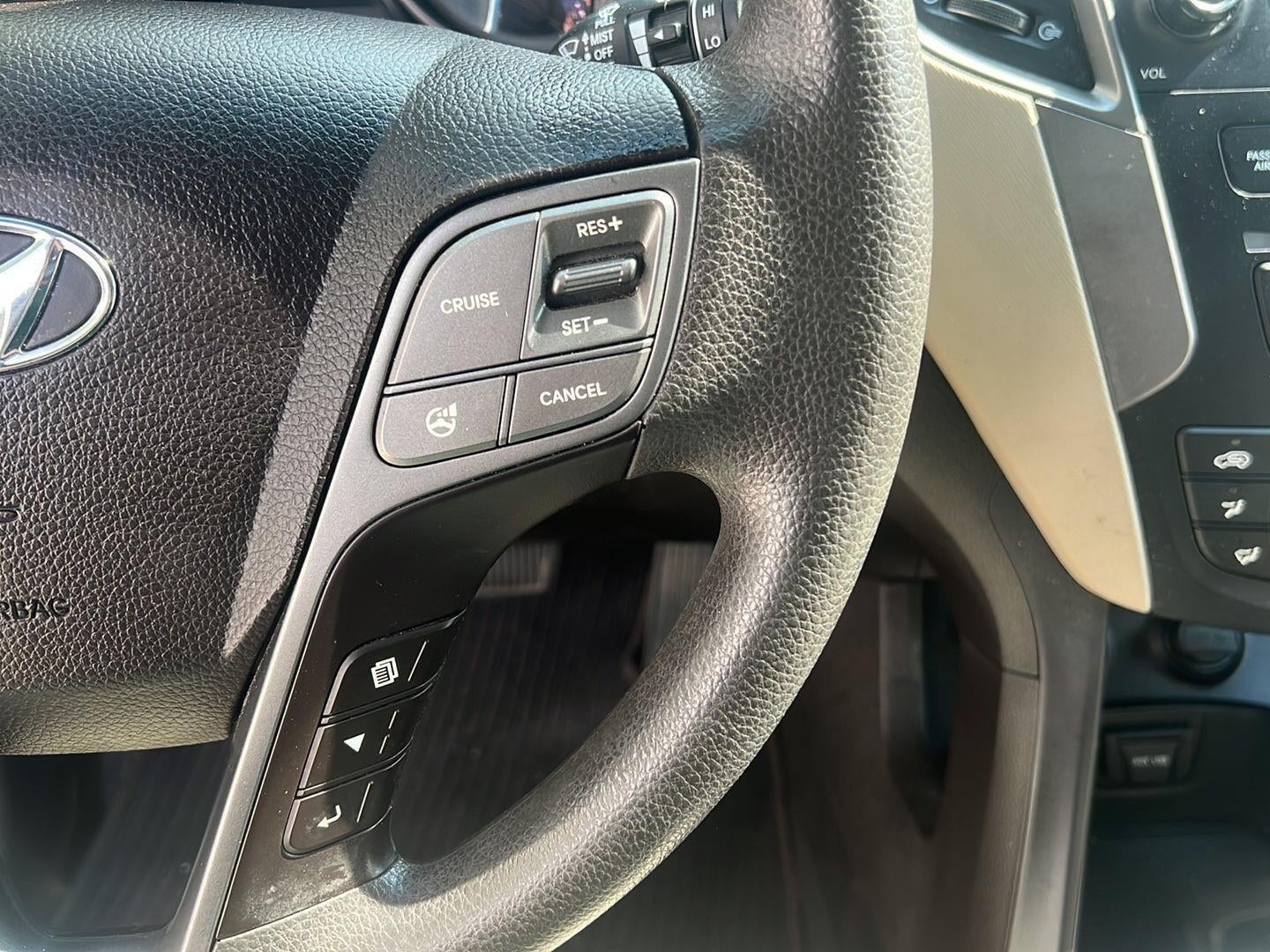 2016 Hyundai Santa Fe Sport Base